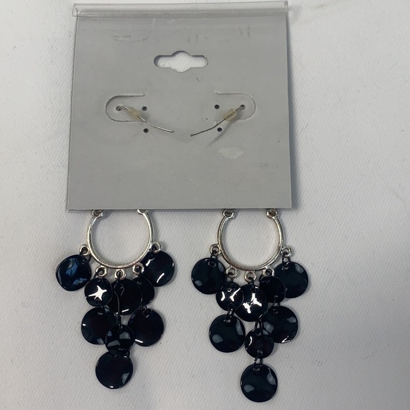 Icing Chandelier Earrings For Sensitive Ears - Black/Silver - Picture 2 of 2